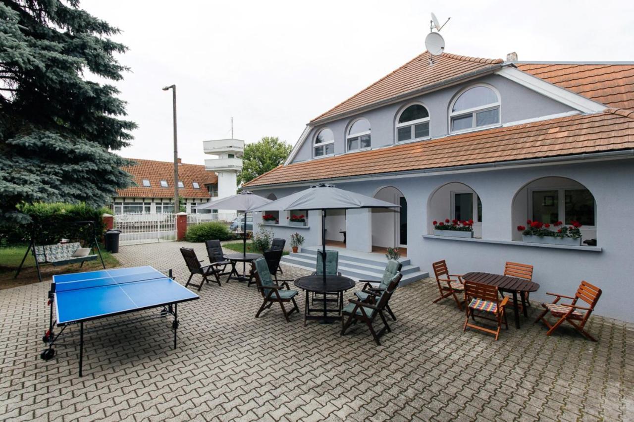 Alle Bed&Breakfast Keszthely Exterior foto